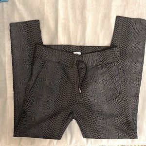 Black python Bevy Flog Shely